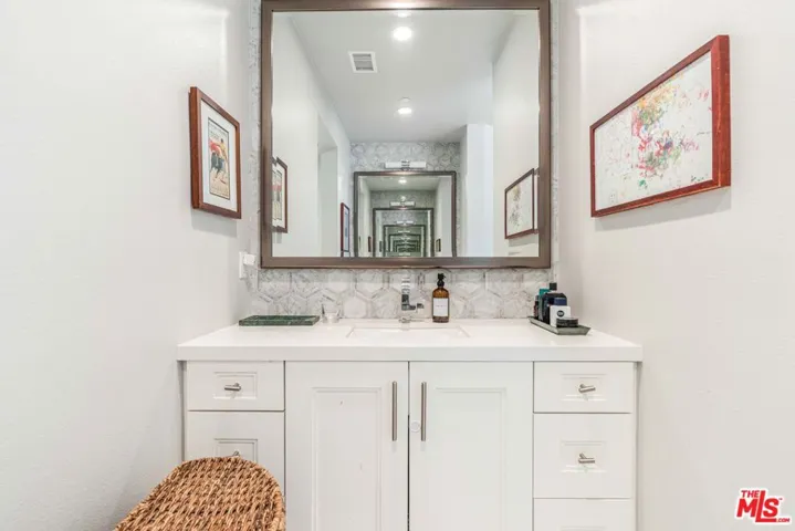 12646 W Seacoast Place, Los Angeles, California 90094