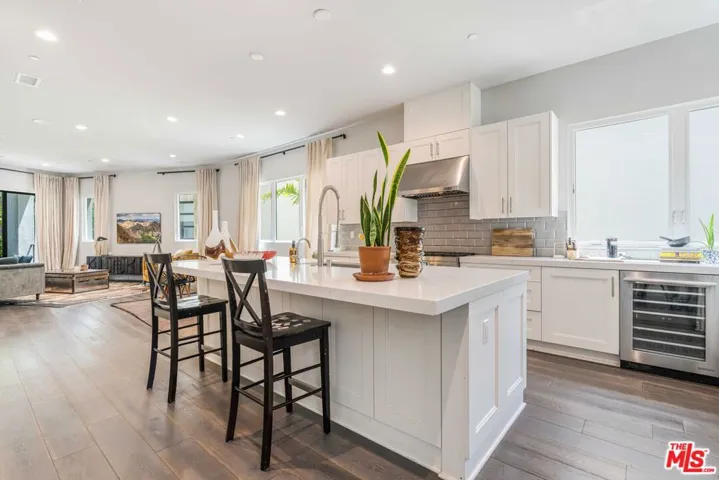12646 W Seacoast Place, Los Angeles, California 90094