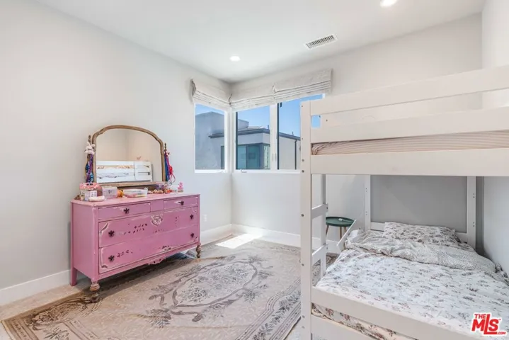 12646 W Seacoast Place, Los Angeles, California 90094