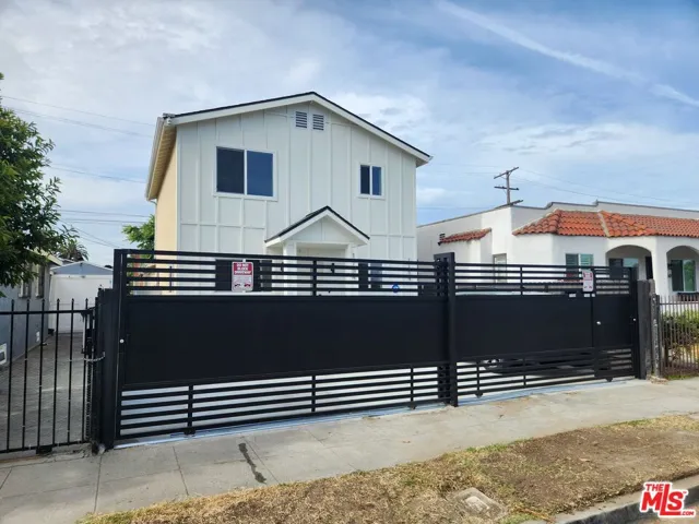 1154 W 67th Street, Los Angeles, California 90044