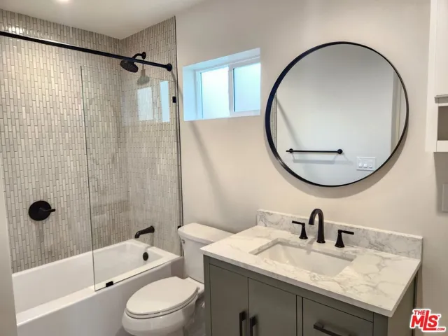 1154 W 67th Street, Los Angeles, California 90044