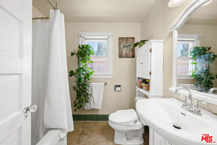 6104 Winans Drive, Los Angeles, California 90068