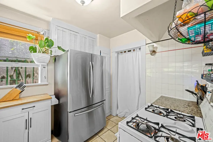 6104 Winans Drive, Los Angeles, California 90068