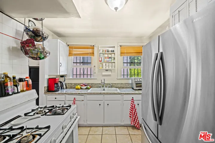 6104 Winans Drive, Los Angeles, California 90068