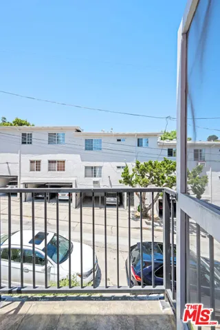 6104 Winans Drive, Los Angeles, California 90068