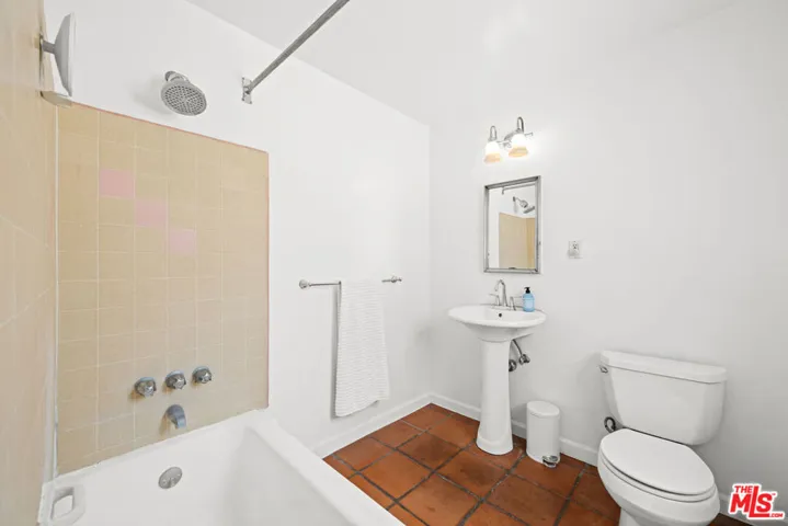 6104 Winans Drive, Los Angeles, California 90068