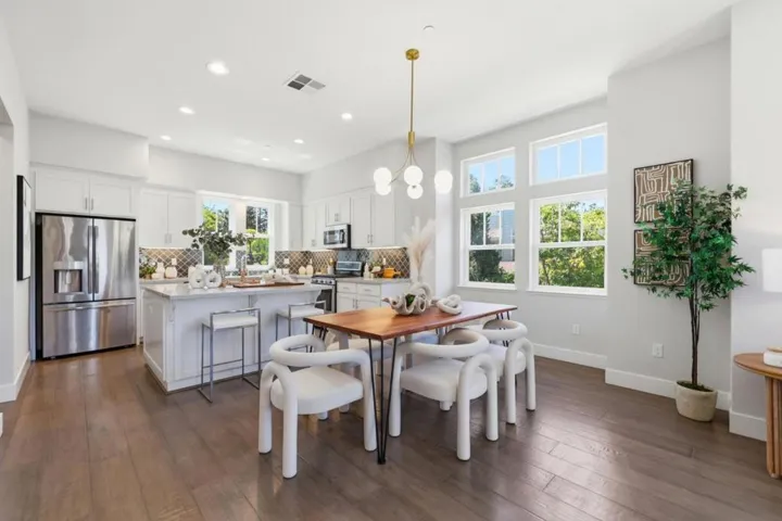 1911 Stella Street, Mountain View, California 94043