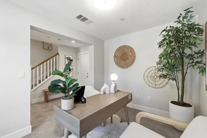 1911 Stella Street, Mountain View, California 94043