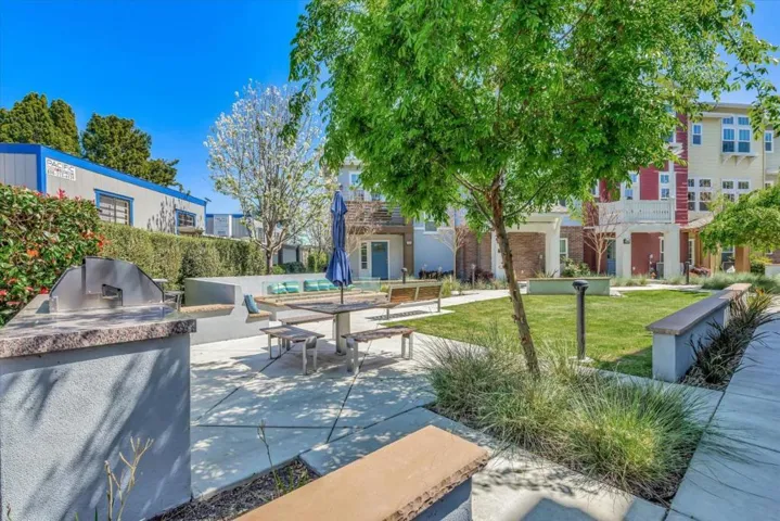 1911 Stella Street, Mountain View, California 94043