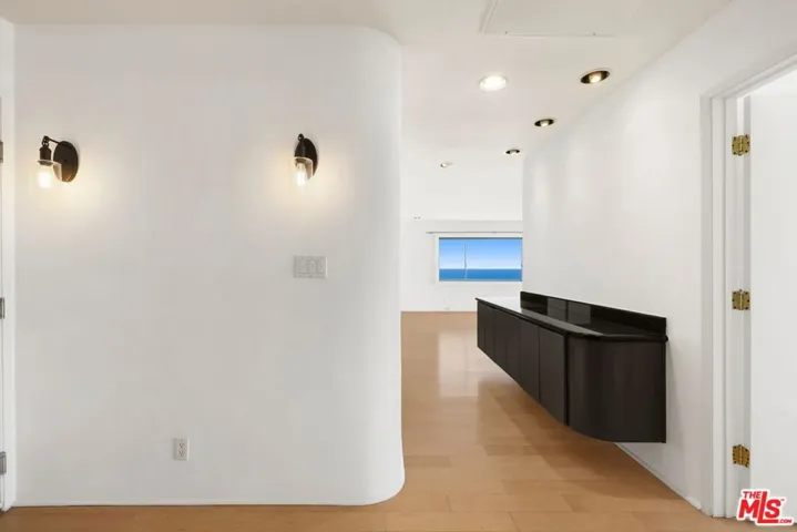 101 California Avenue 802, Santa Monica, California 90403