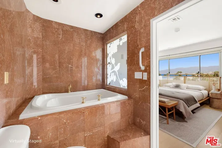 101 California Avenue 802, Santa Monica, California 90403
