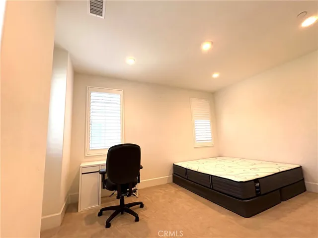 85 Derby, Irvine, California 92602