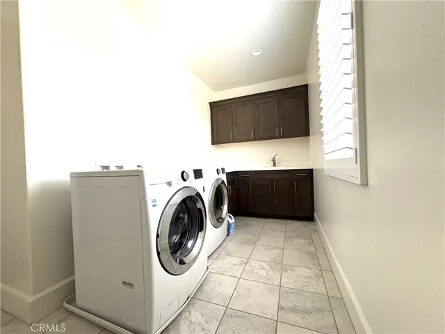 85 Derby, Irvine, California 92602