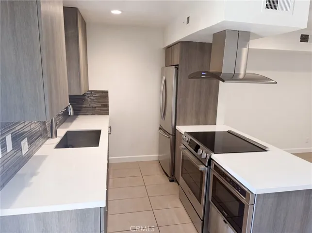 5300 E Waverly Drive H6, Palm Springs, California 92264