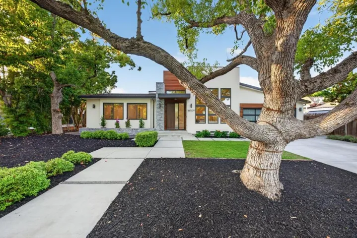 18709 Mccoy Avenue, Saratoga, California 95070