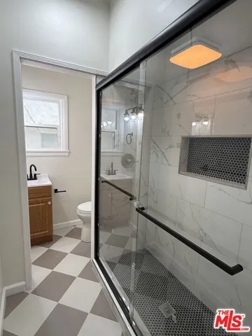 44 Rose Avenue, Los Angeles, California 90291