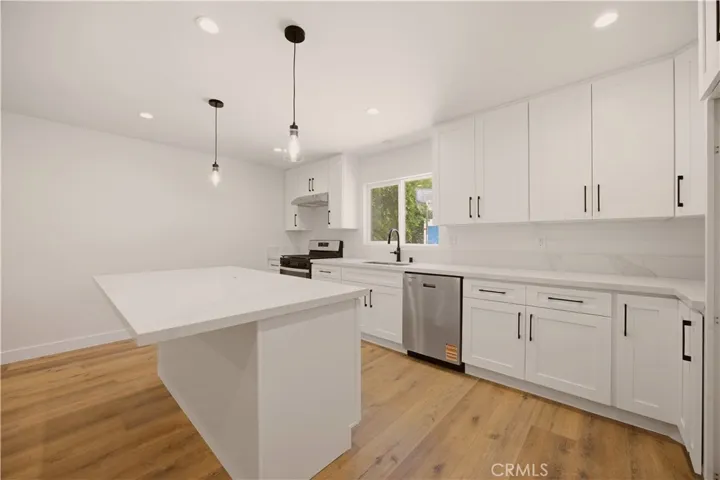 17024 Parthenia, Northridge, California 91325
