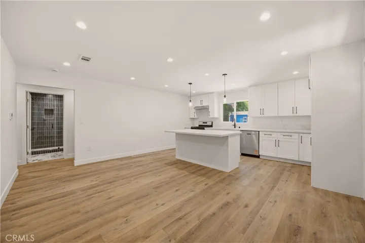 17024 Parthenia, Northridge, California 91325