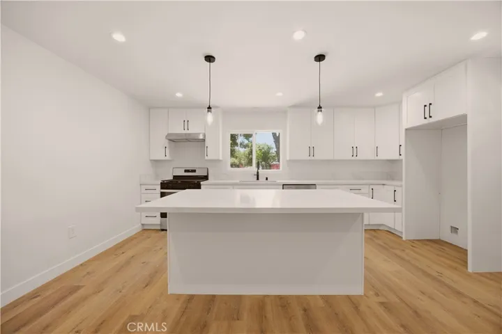 17024 Parthenia, Northridge, California 91325