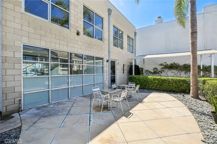 411 30th Street, Newport Beach, California 92663