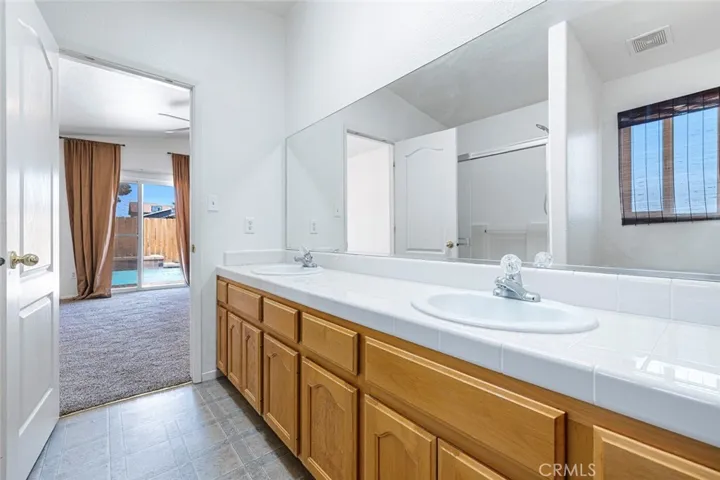 115 Curtiss, Coalinga, California 93210