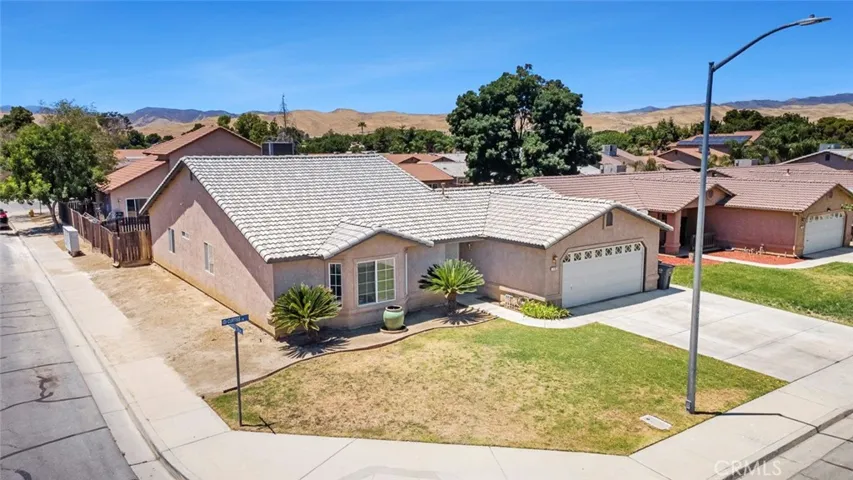 115 Curtiss, Coalinga, California 93210