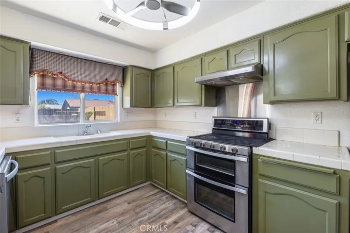115 Curtiss, Coalinga, California 93210