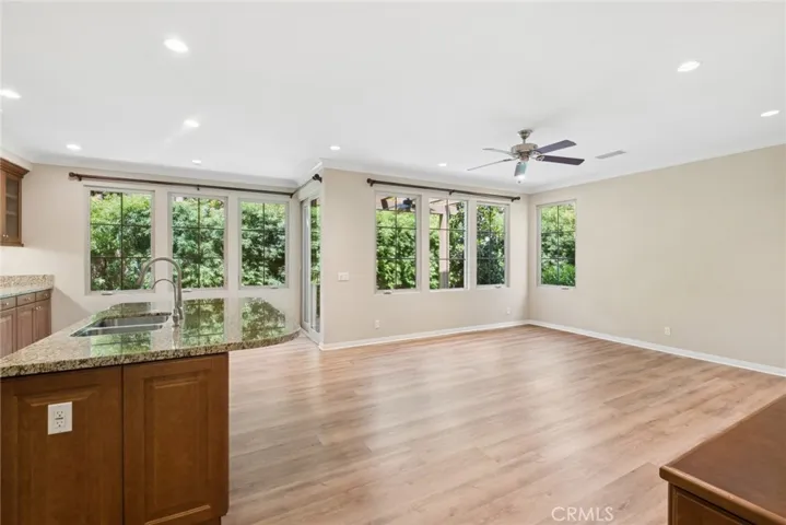 71 Brindisi, Irvine, California 92618