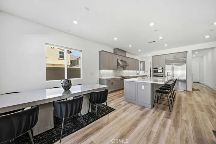 29566 Camino Azar, Valencia, California 91354