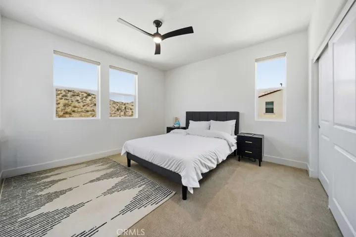 29566 Camino Azar, Valencia, California 91354