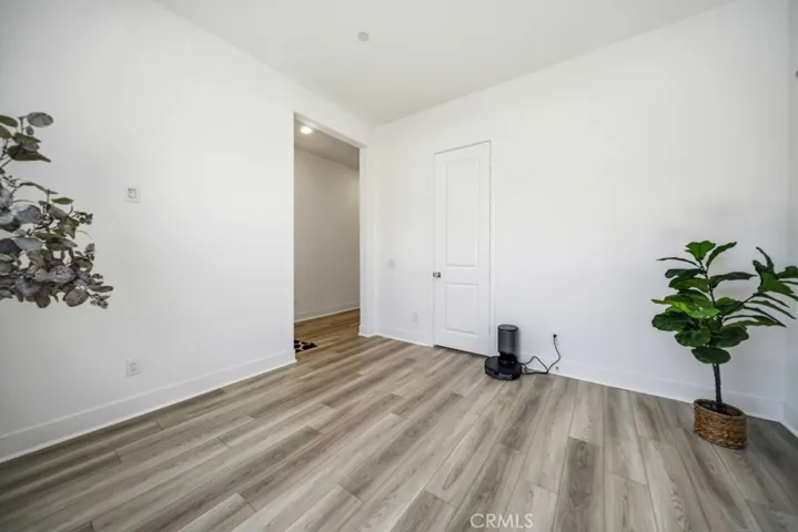 29566 Camino Azar, Valencia, California 91354