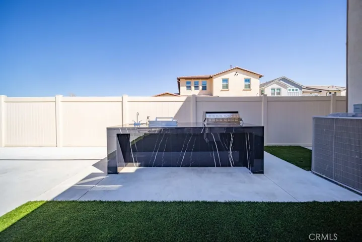 29566 Camino Azar, Valencia, California 91354