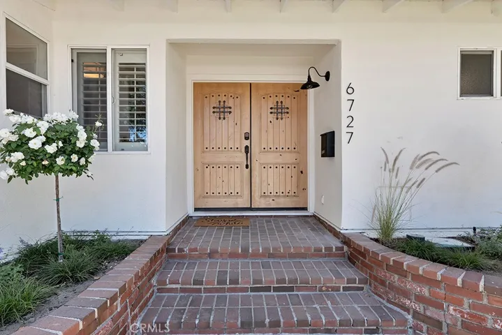6727 Kentland, West Hills, California 91307
