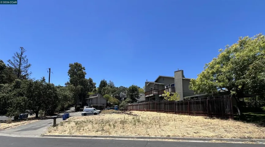 2109 Overlook Dr, Walnut Creek, California 94597