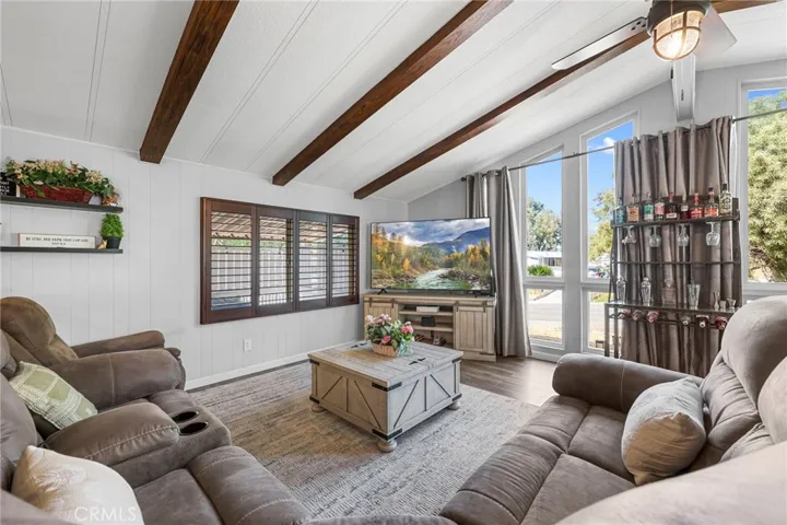 34164 Harrow Hill Road, Wildomar, California 92595