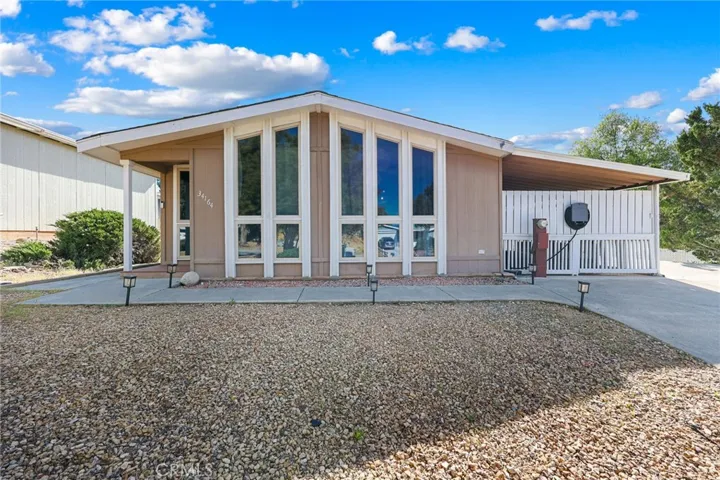 34164 Harrow Hill Road, Wildomar, California 92595