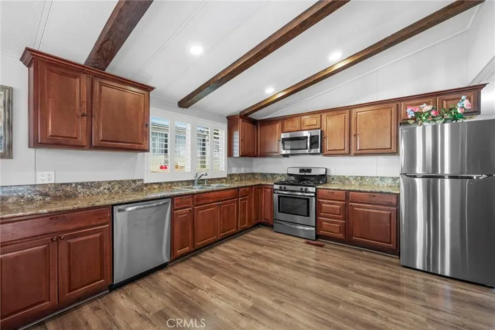 34164 Harrow Hill Road, Wildomar, California 92595