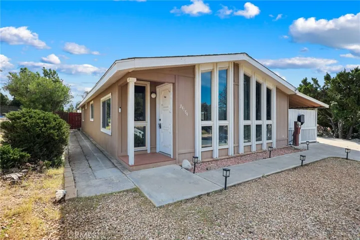 34164 Harrow Hill Road, Wildomar, California 92595