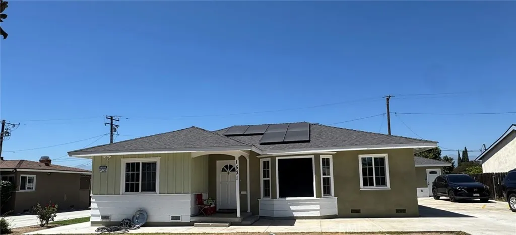 1531 E Larkwood