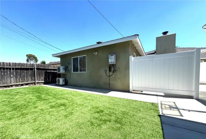 1531 E Larkwood, West Covina, California 91791