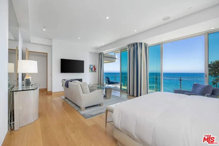 24380 Malibu Road, Malibu, California 90265