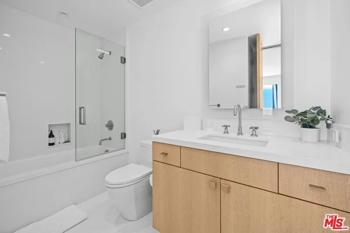 24380 Malibu Road, Malibu, California 90265