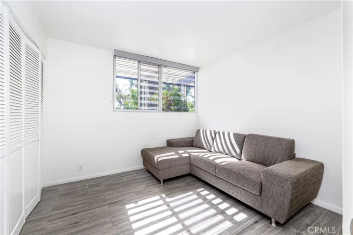 18349 Hiawatha Street, Northridge, California 91326