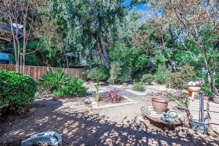 18349 Hiawatha Street, Northridge, California 91326