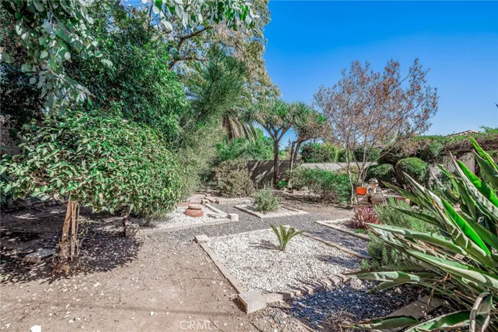18349 Hiawatha Street, Northridge, California 91326
