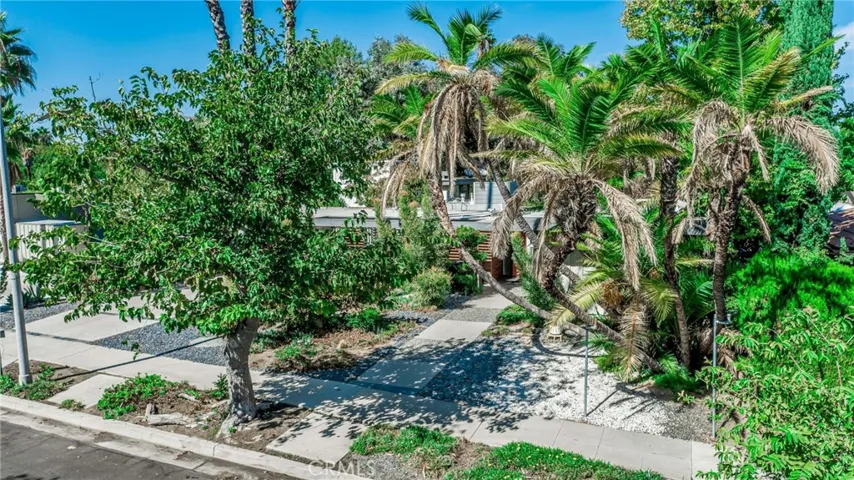 18349 Hiawatha Street, Northridge, California 91326