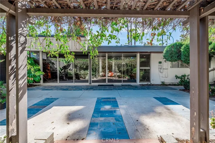 18349 Hiawatha Street, Northridge, California 91326