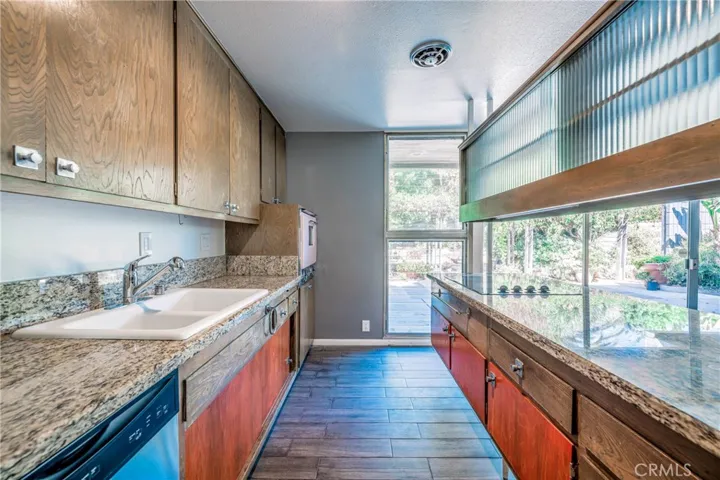 18349 Hiawatha Street, Northridge, California 91326