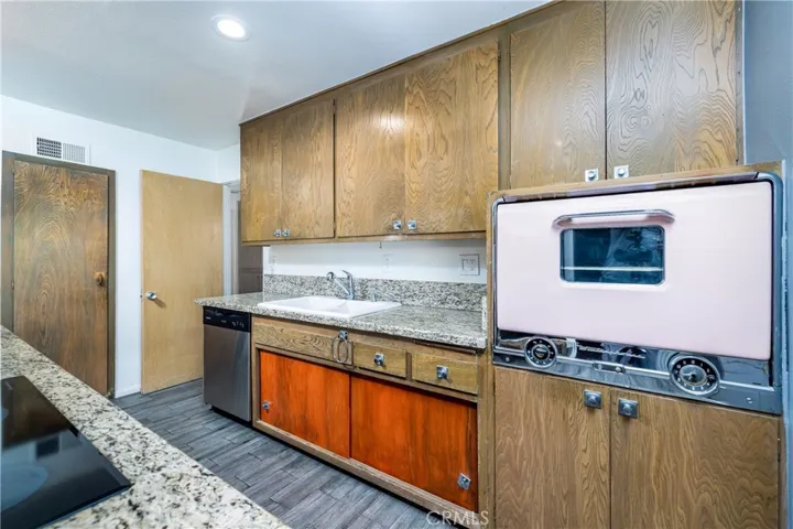 18349 Hiawatha Street, Northridge, California 91326