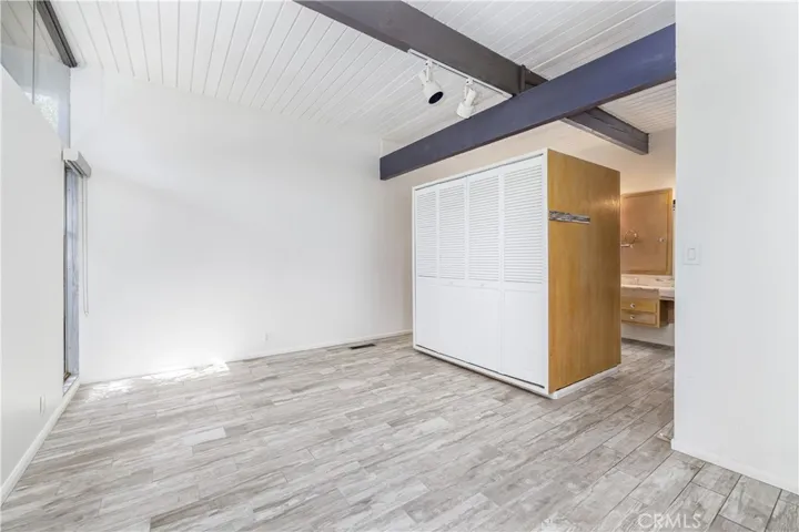 18349 Hiawatha Street, Northridge, California 91326